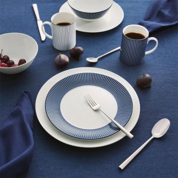 Wedgwood Gio Pinstripe Ontbijtbord Blue 24 cm