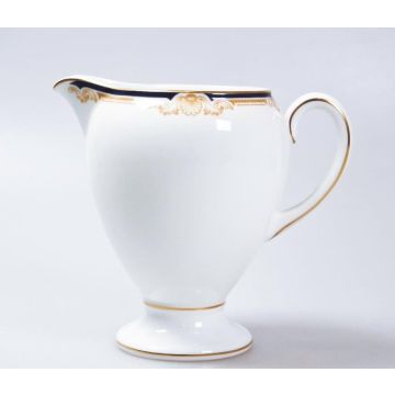 Wedgwood Cavendish Melkkannetje 0.15 ltr Globe hoog