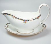 Wedgwood Osborne Sauskom met schotel