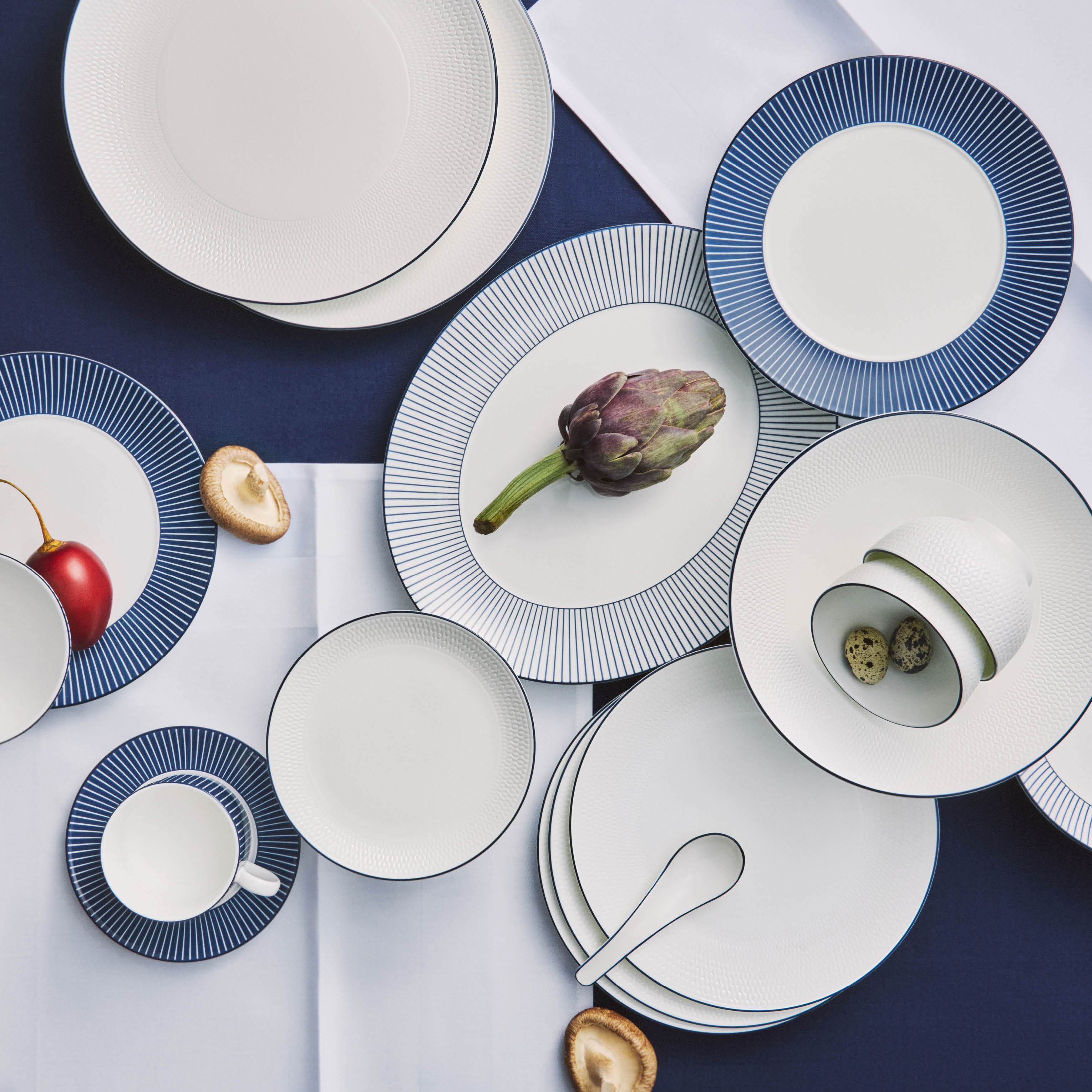 Nieuw: Wedgwood Gio Blue servies bij Anna Servies | Modern & stijlvol